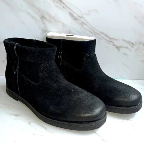 NEW w/ BOX UGG Women's Josefene Cuff Fashion Boot‎ BLACK Leather Size 8 - Picture 1 of 6